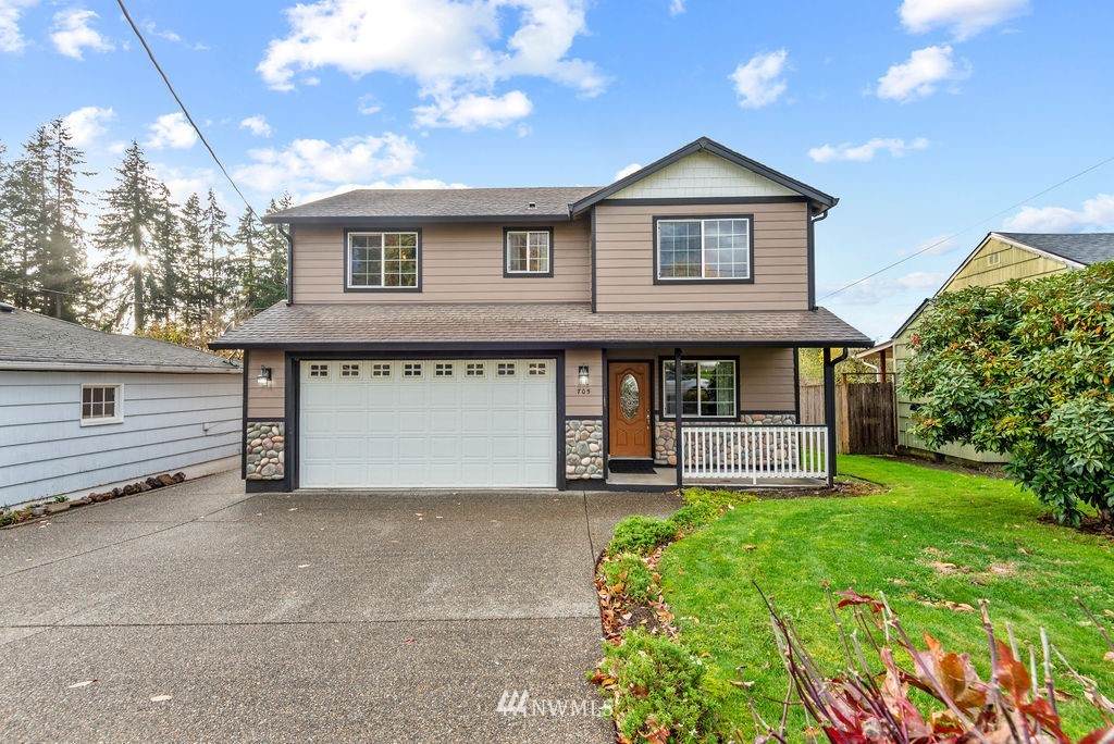 705 16th Avenue - Photo 1