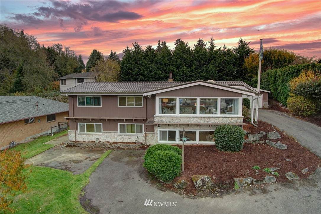 833 230th Street - Photo 1