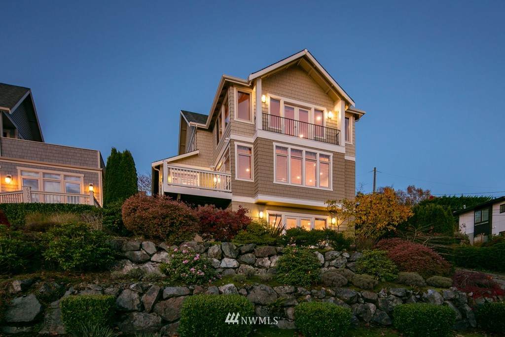 5253 Graham Street - Photo 1