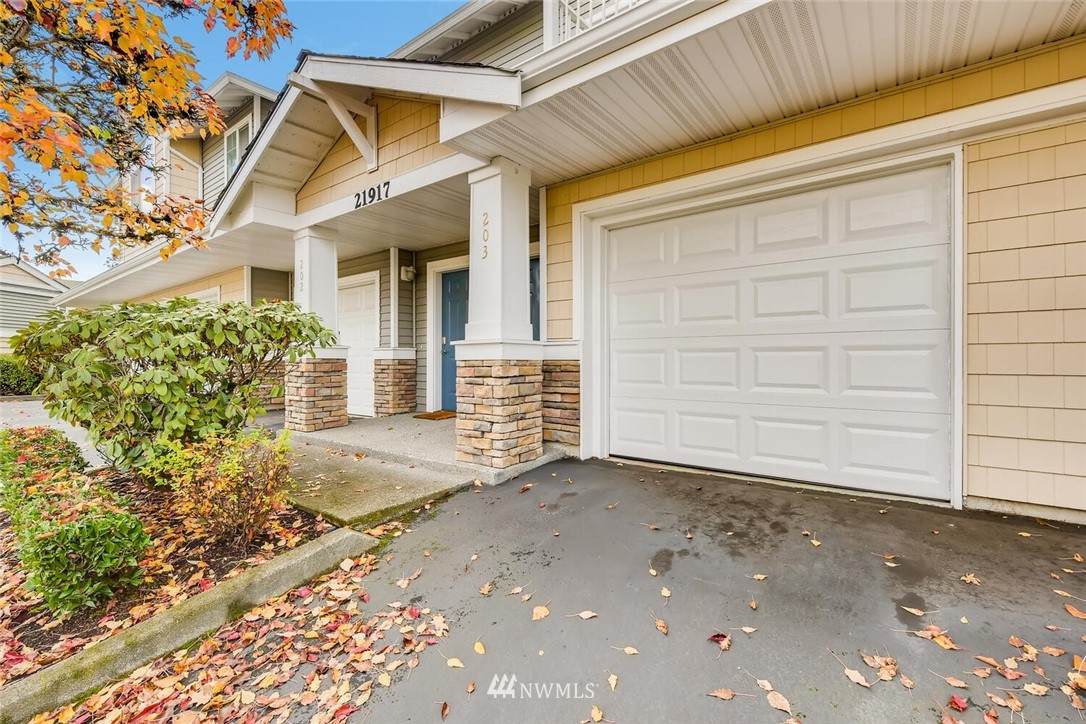 21917 42nd Avenue - Photo 1