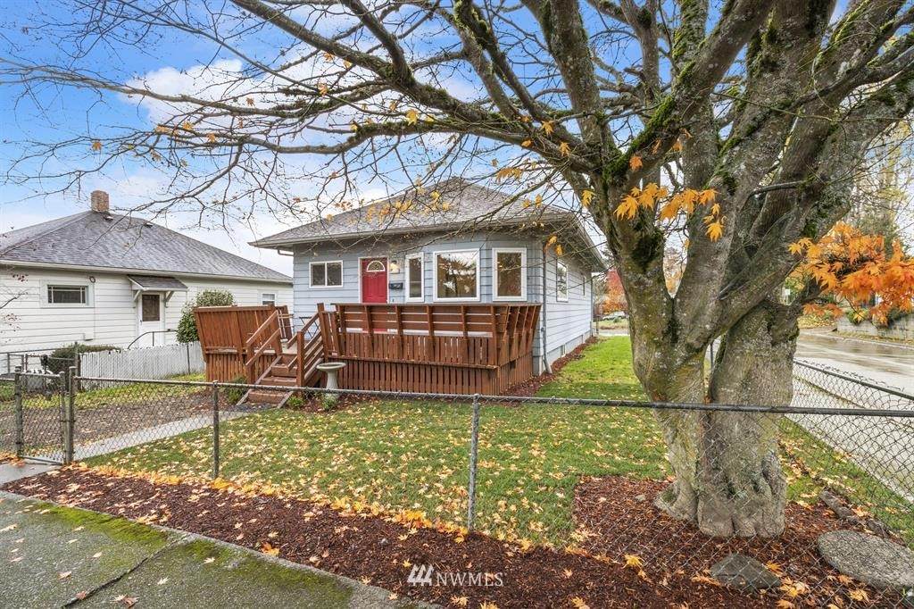 1202 Mckenzie Avenue - Photo 1