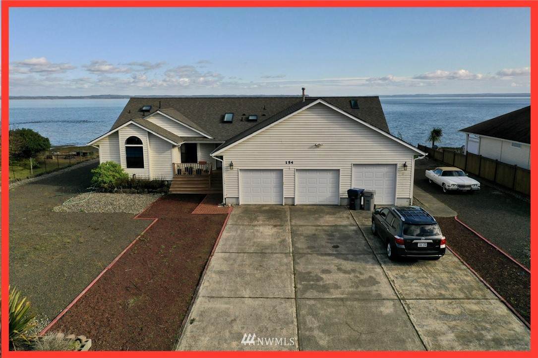 154 Sunrise Avenue - Photo 1