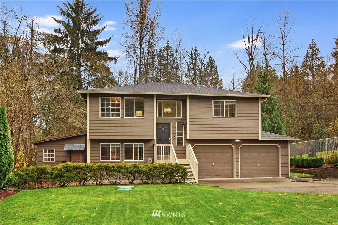 504 158th Street - Photo 1