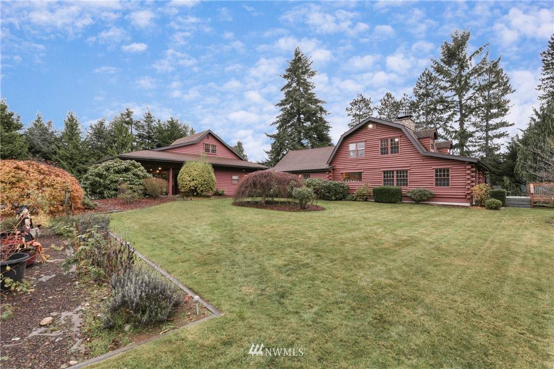 1916 Sawdust Hill Road - Photo 1
