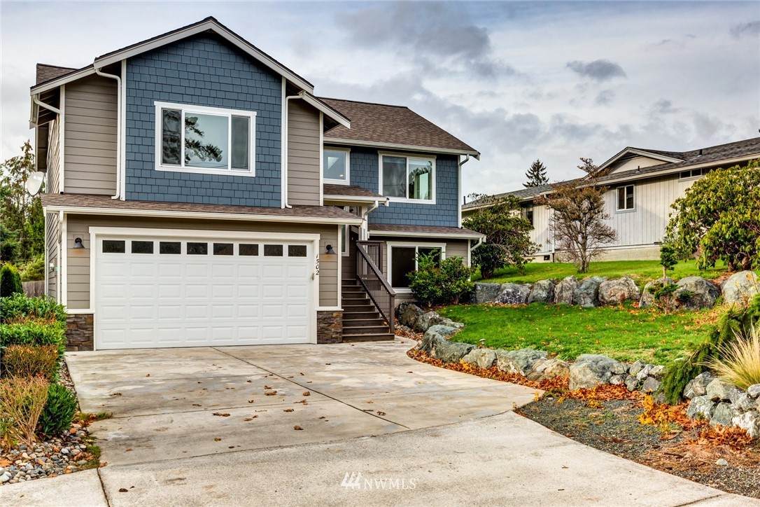 1502 24th Street - Photo 1