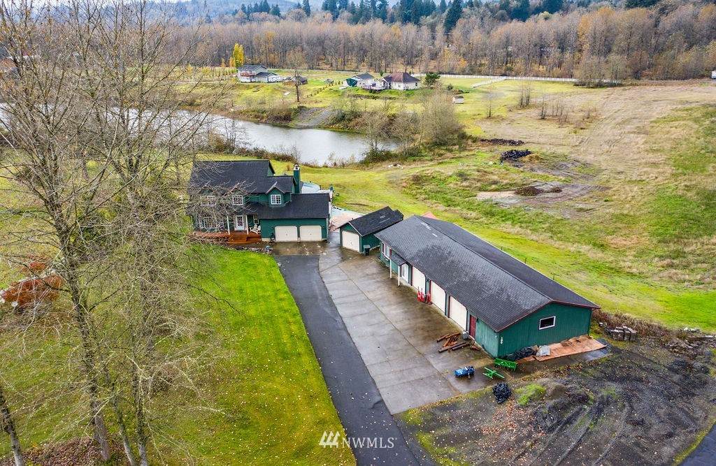 180 Bay Point Drive - Photo 1