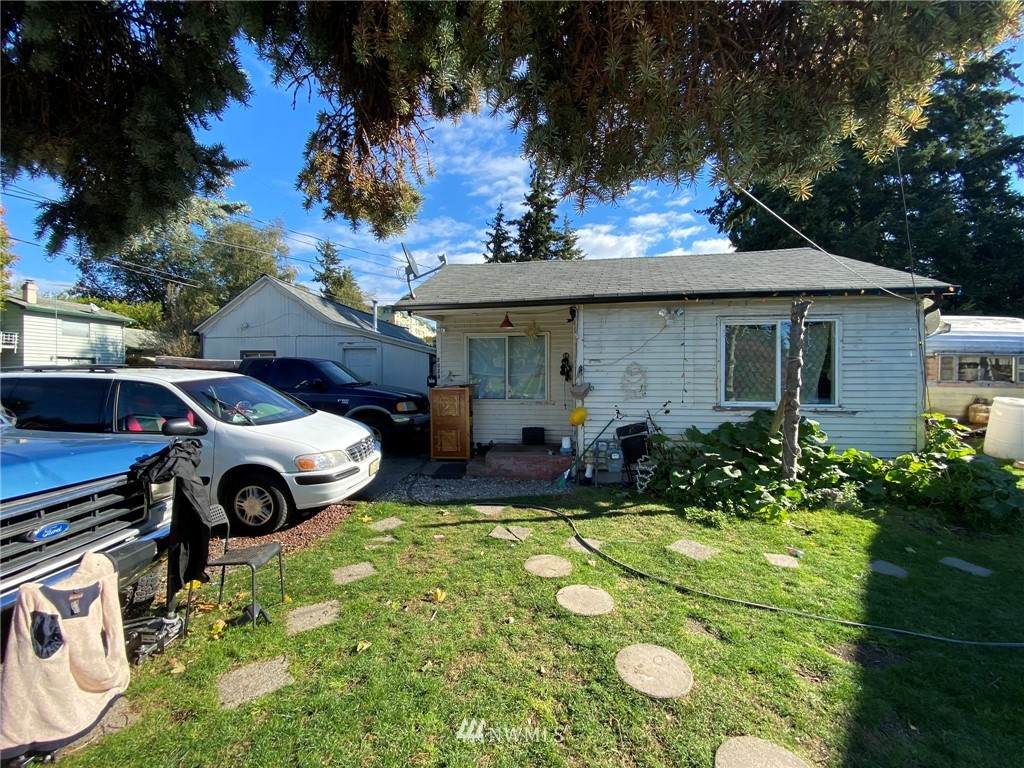 2824 Robin Avenue - Photo 1