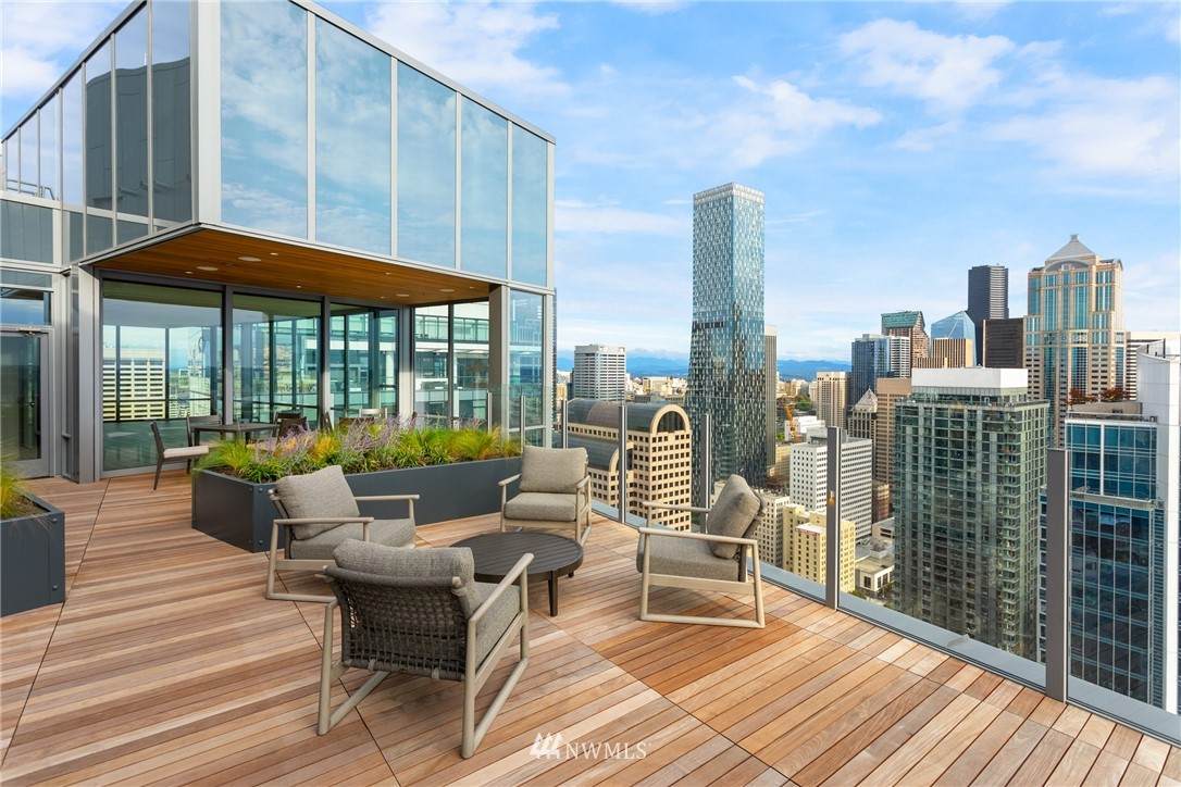 121 Stewart Street - Photo 1