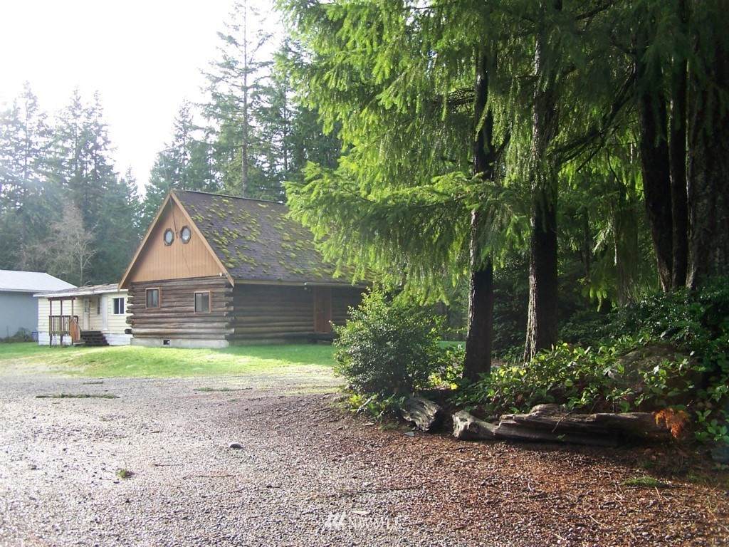 13032 Glenwood Road - Photo 1