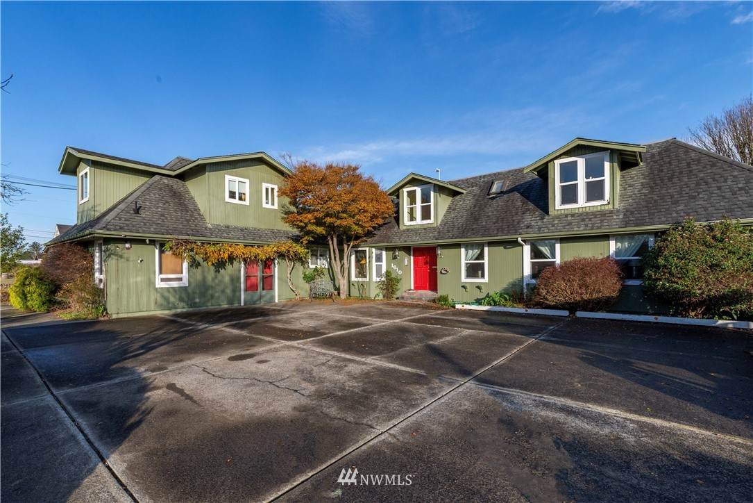 1610 California Avenue - Photo 1