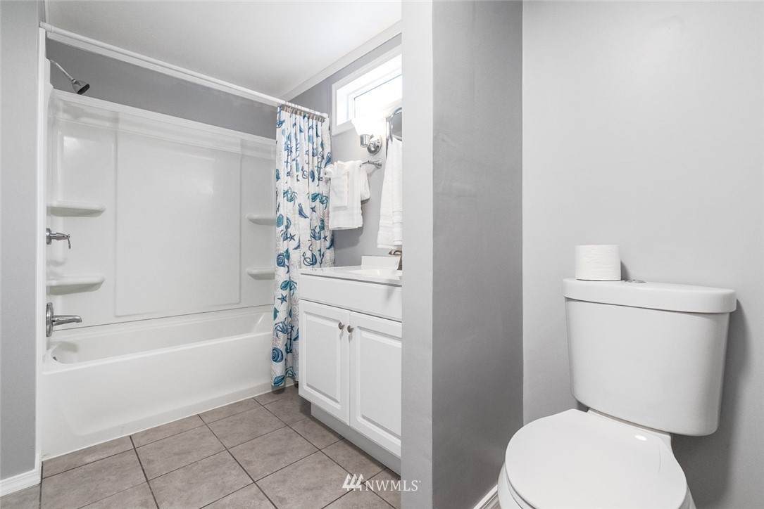 36407 108th Avenue Ct - Photo 1