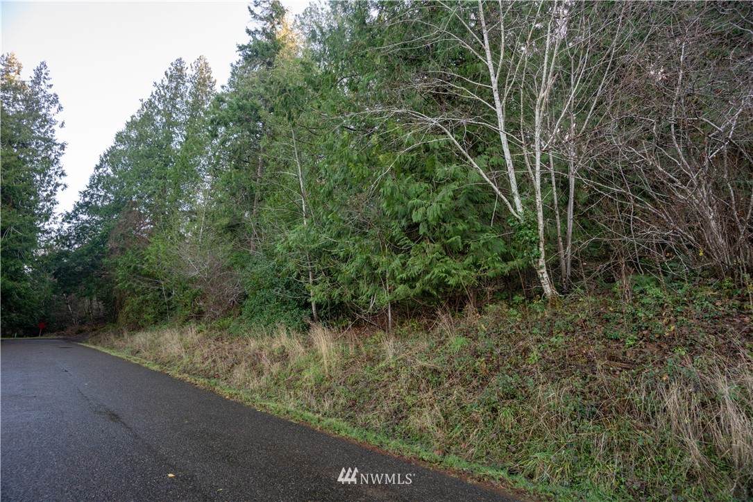 1630 Beaver Avenue - Photo 1