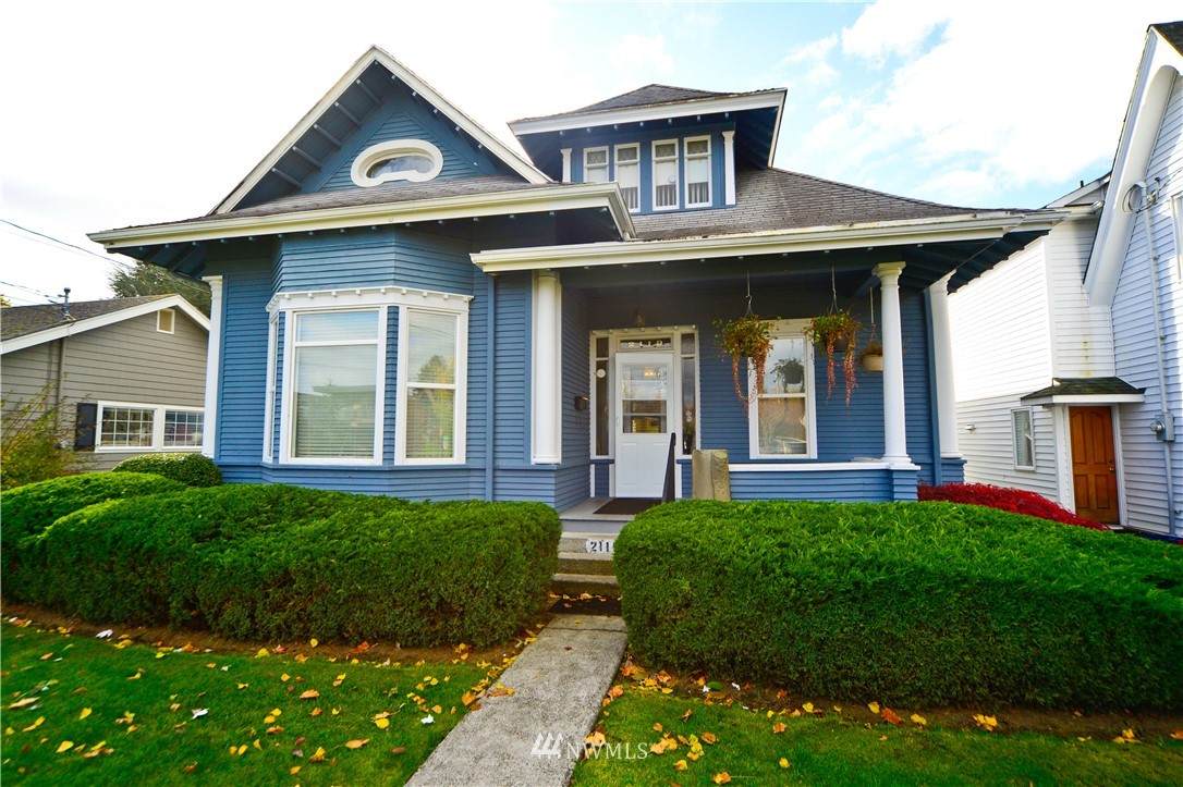 2119 Eldridge Avenue - Photo 1