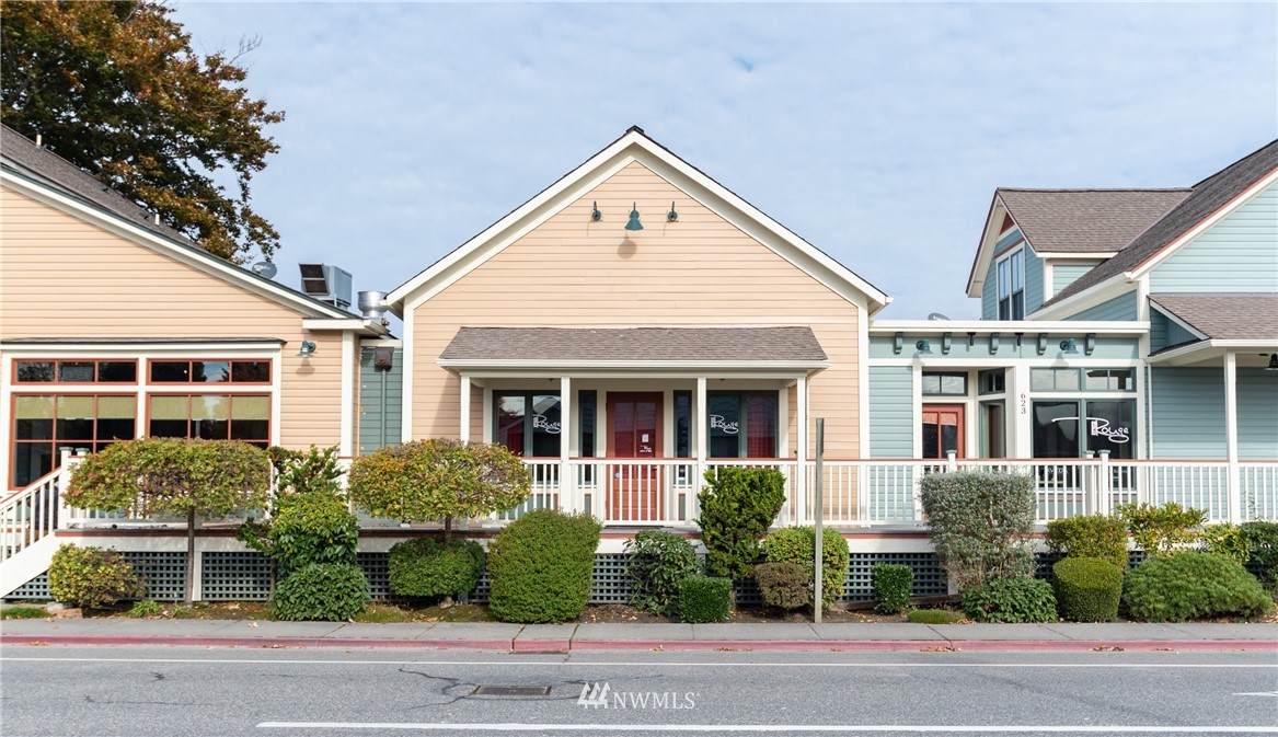 623 Morris Street - Photo 1