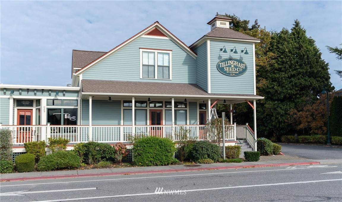 623 Morris Street - Photo 1