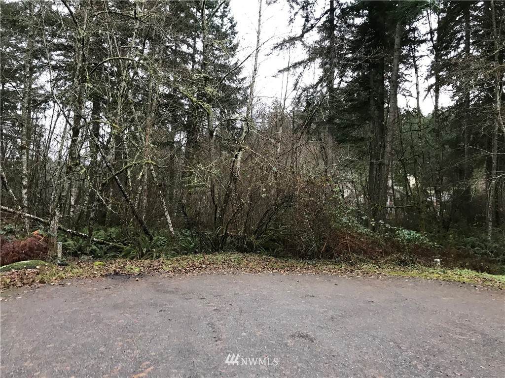 8403 Kingfisher Court - Photo 1