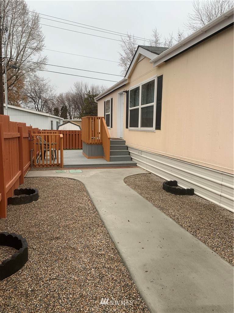 3211 Wapato Drive - Photo 1