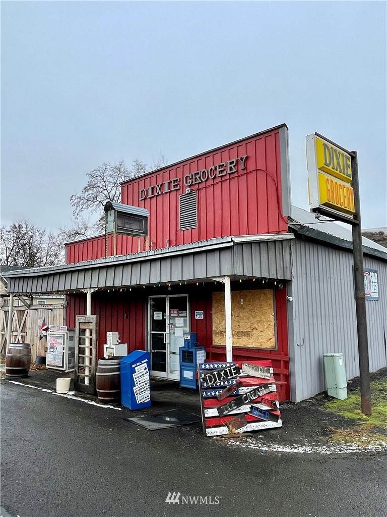 10162 Highway 12 - Photo 1