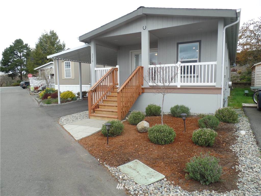 3218 180th Place - Photo 1