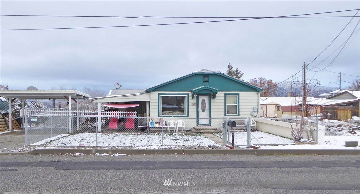517 Roosevelt Drive - Photo 1