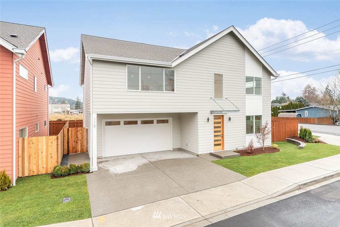115 8th Avenue - Photo 1