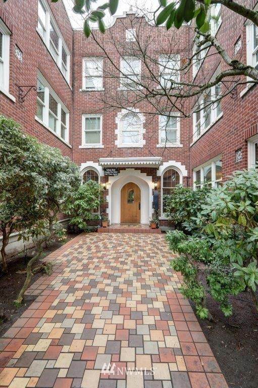 411 Boylston Avenue - Photo 1