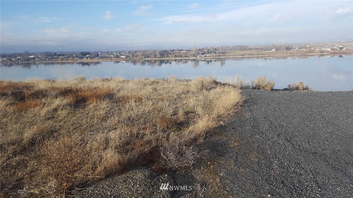 5028 Panorama Drive - Photo 1