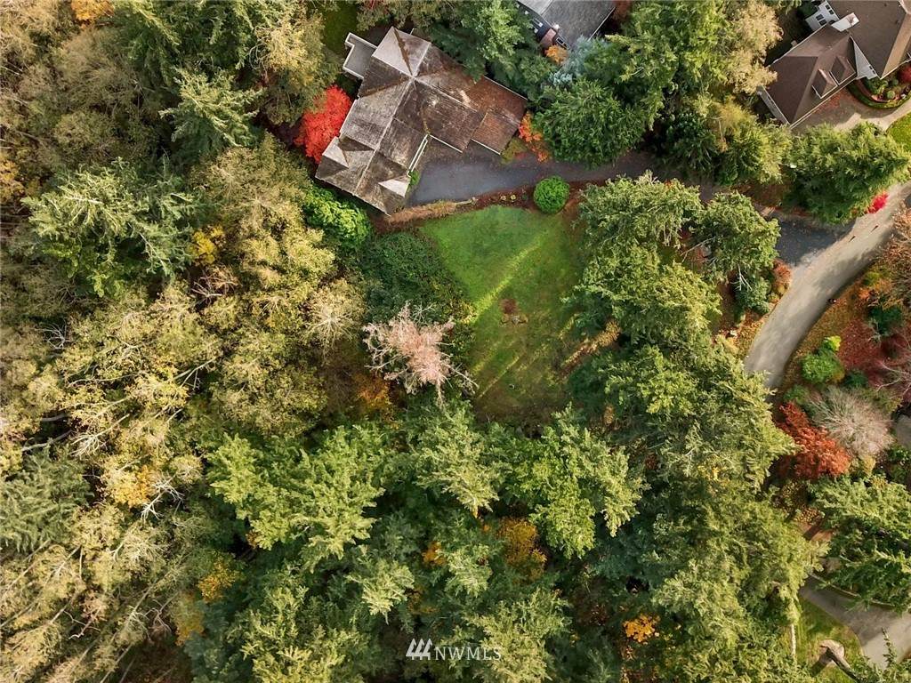 8 Shorewood Drive - Photo 1