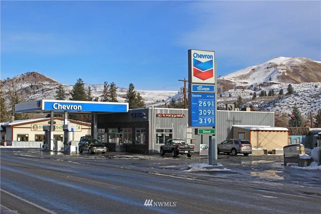 126 Methow Valley Hwy - Photo 1