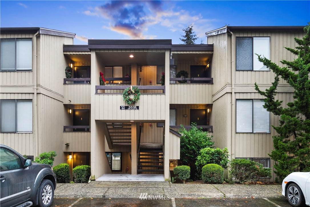 3518 109th Place - Photo 1