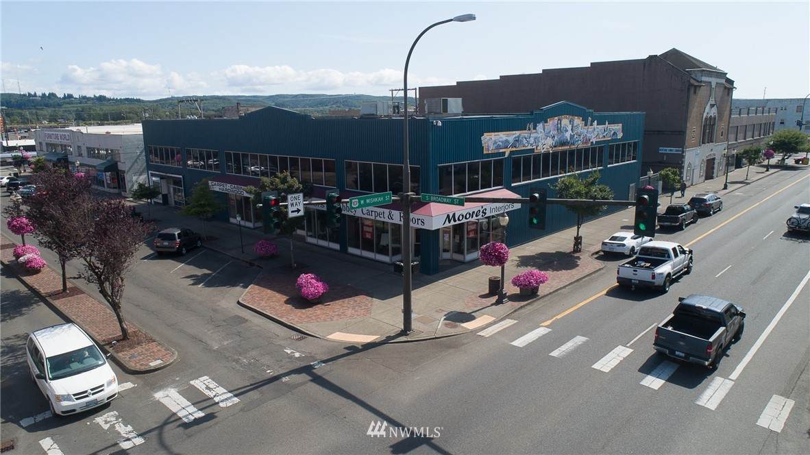 201 Broadway Street - Photo 1