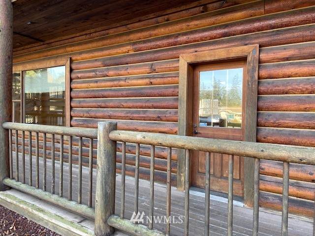 390 Midway Boulevard - Photo 1