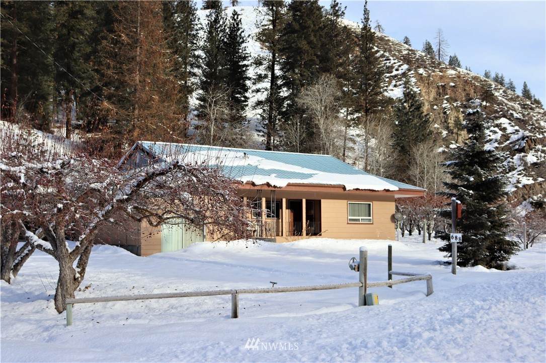 688 Twisp River Road - Photo 1
