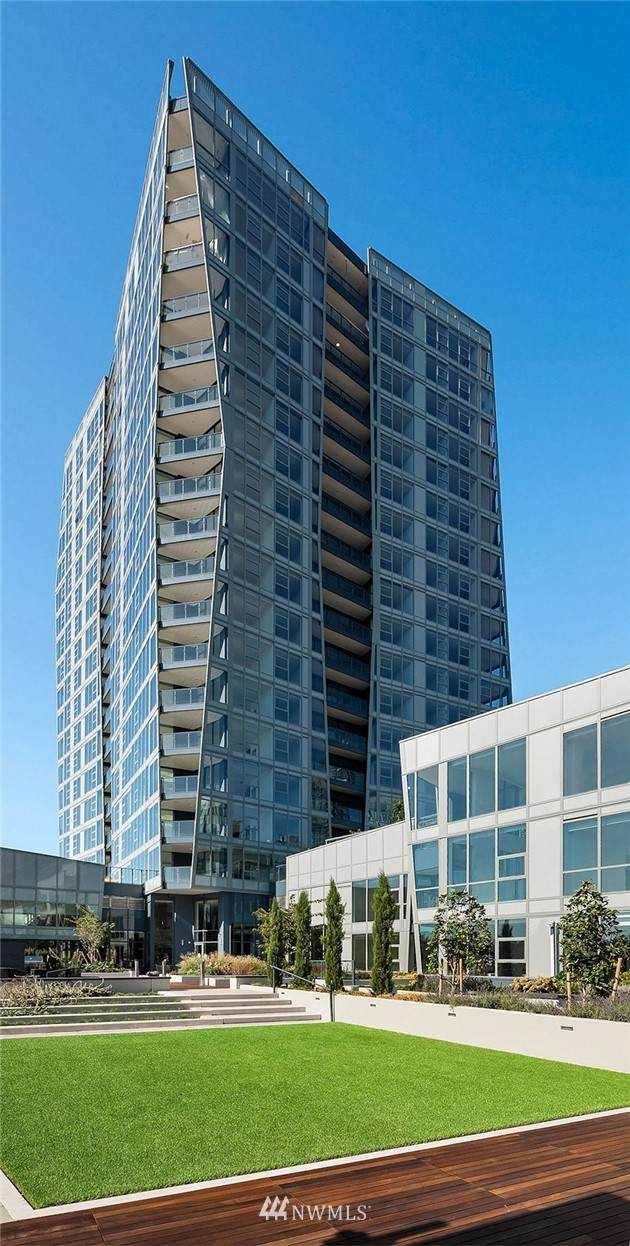 188 Bellevue Way - Photo 1