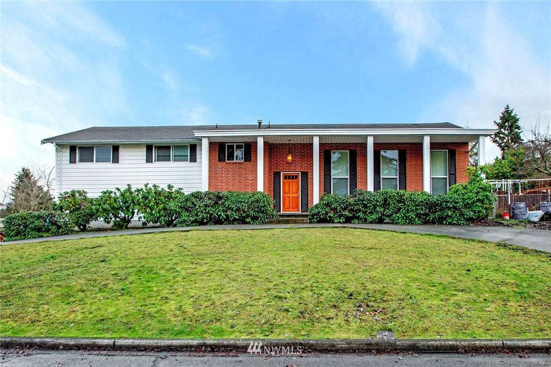1311 Coral Drive - Photo 1