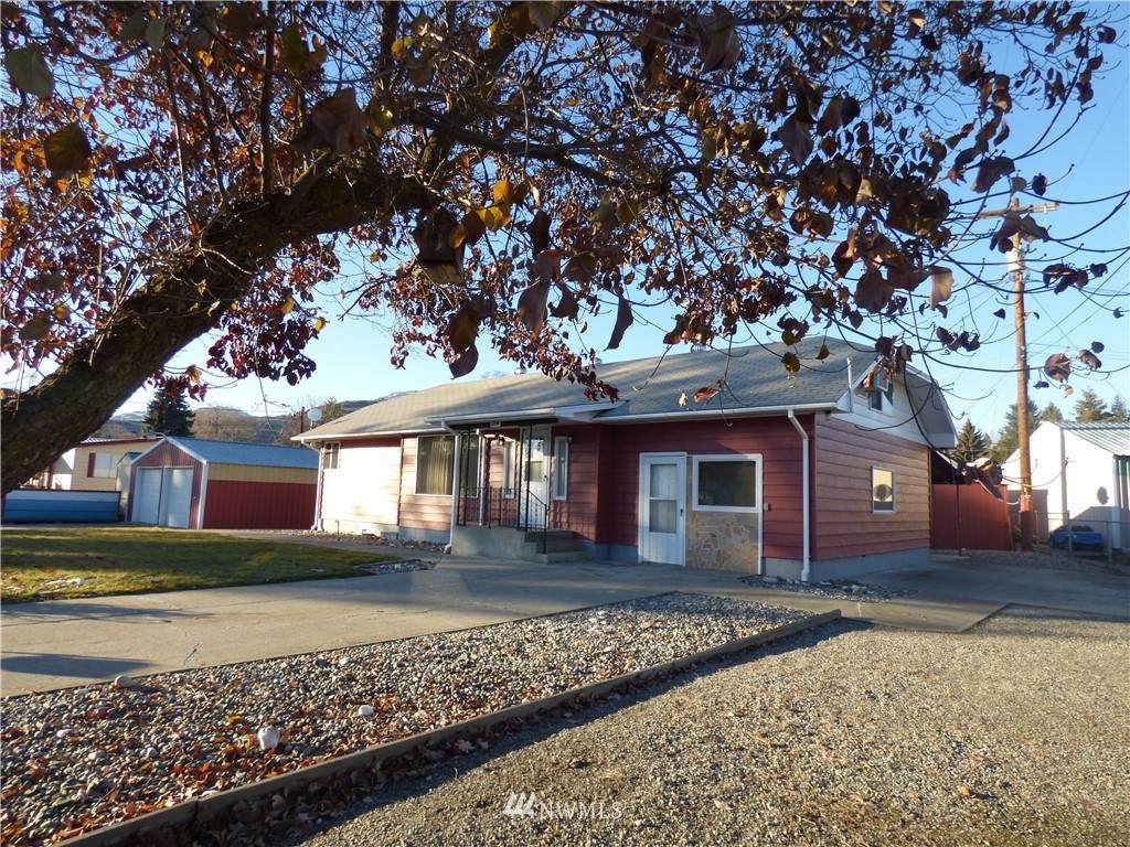 1184 1st Avenue - Photo 1
