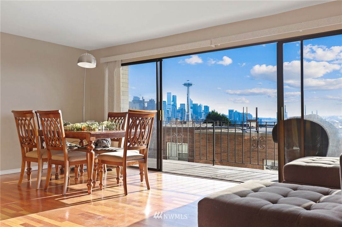 1001 Queen Anne Avenue - Photo 1
