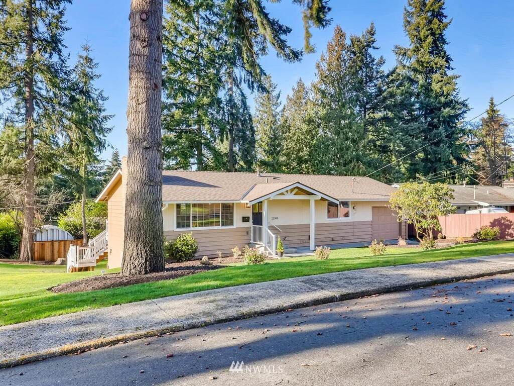 22308 59th Place - Photo 1