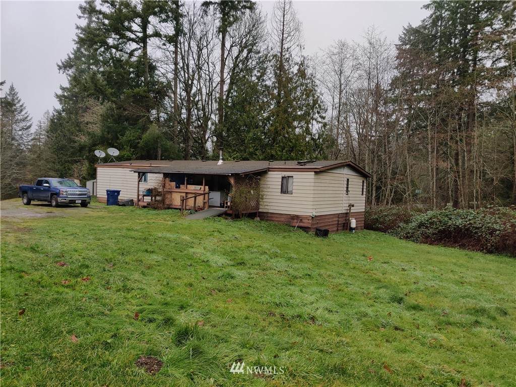 8316 184th Street - Photo 1