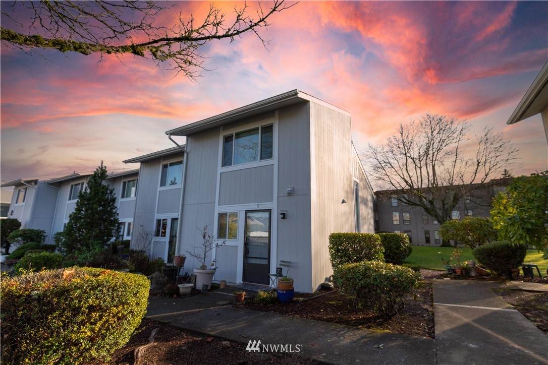 10609 252nd Street - Photo 1