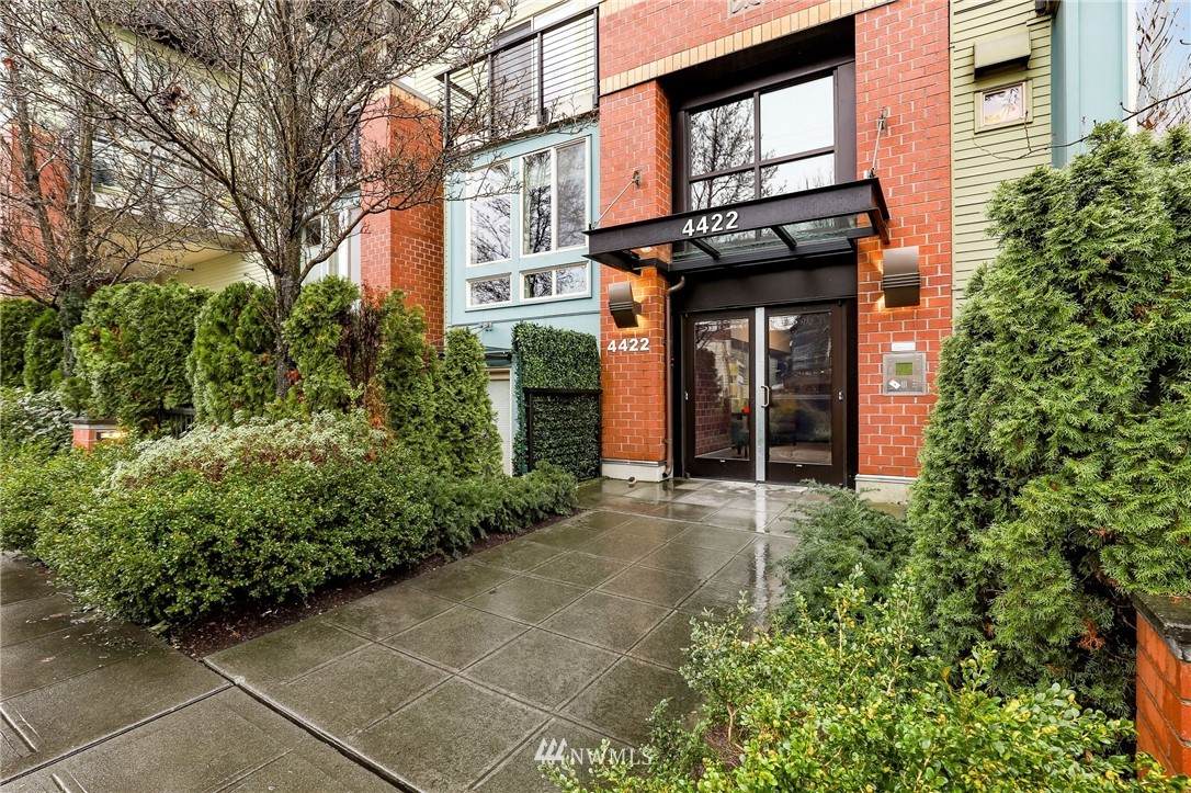 4422 Bagley Avenue - Photo 1