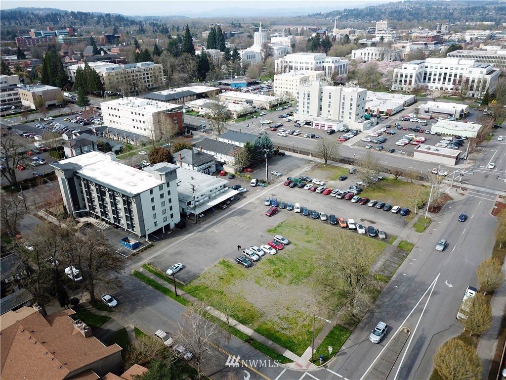 1280 Center Street - Photo 1