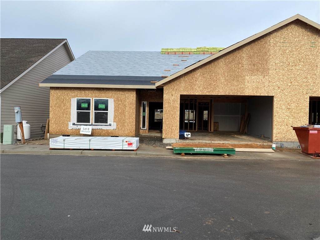 241 21st Street - Photo 1
