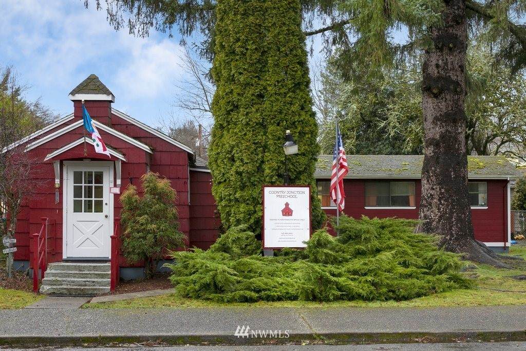 7695 Railroad Place - Photo 1