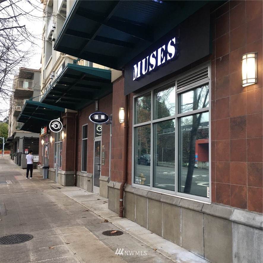 1104 11th Street - Photo 1