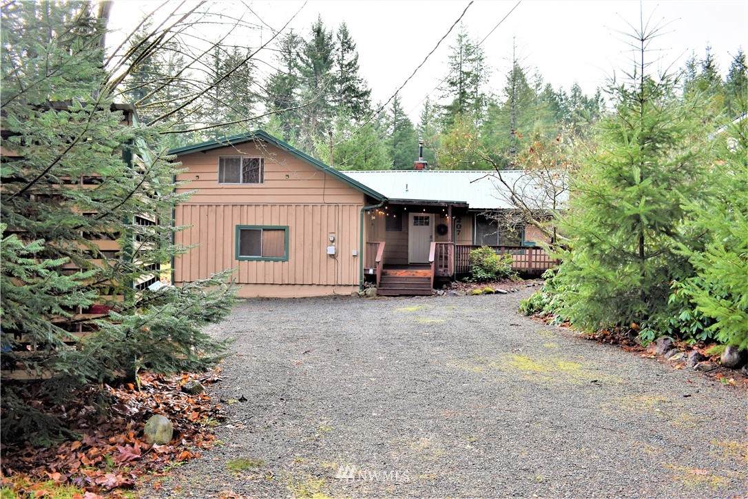 207 Crescent Beach Drive - Photo 1