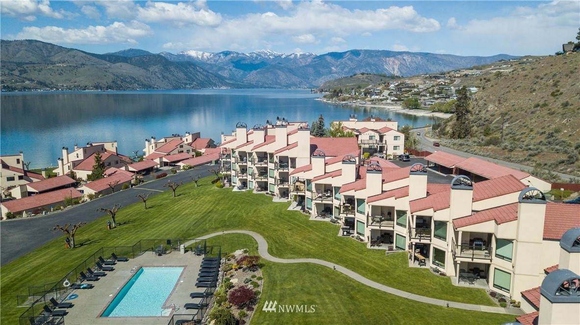 100 Lake Chelan Shores Drive - Photo 1