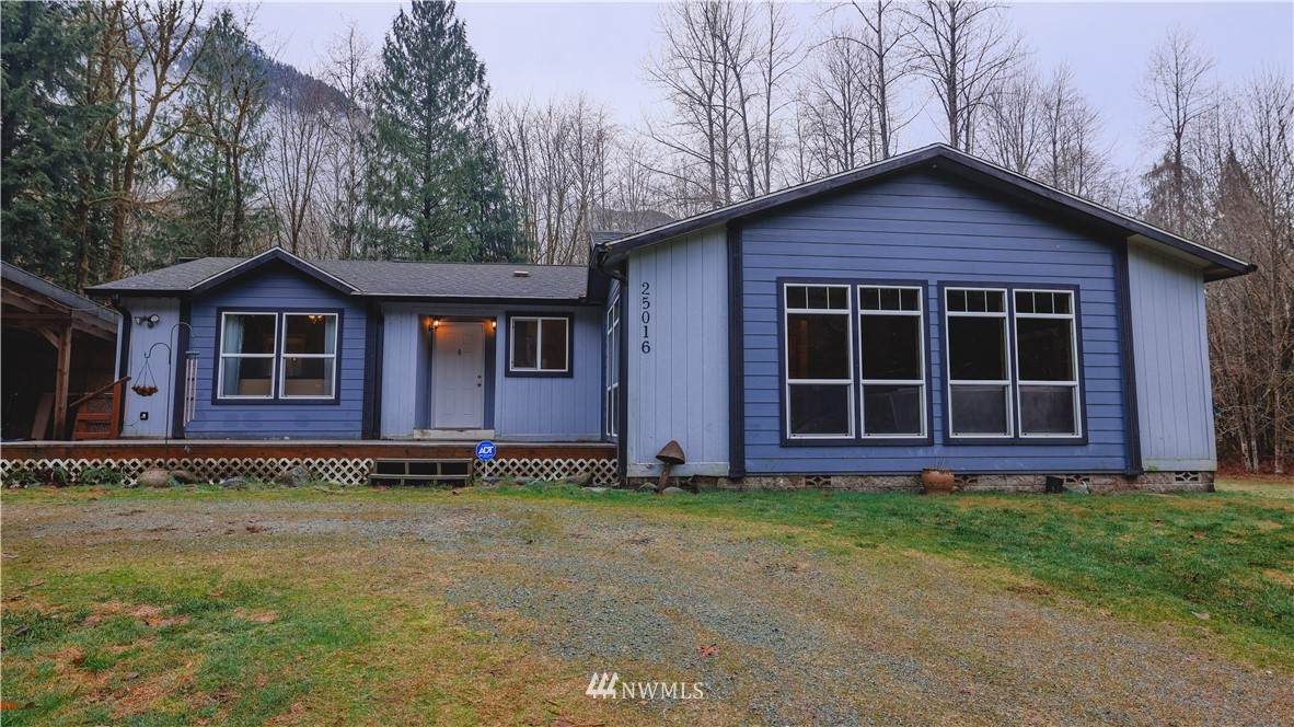 25016 Clear Creek Rd - Photo 1