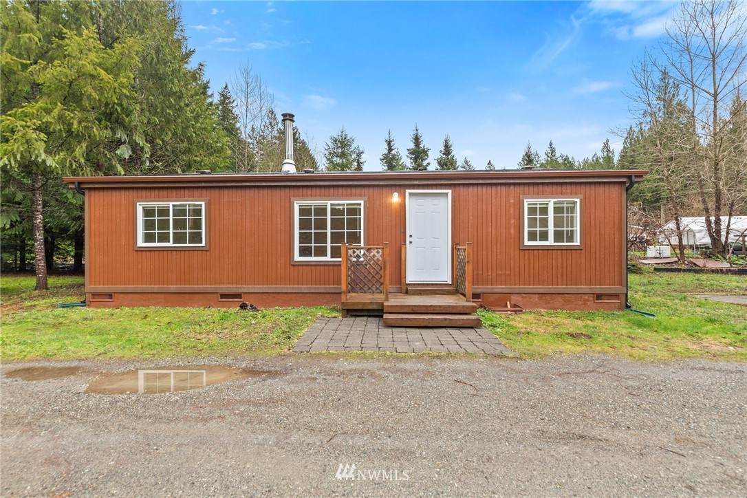 41938 Cedar St - Photo 1
