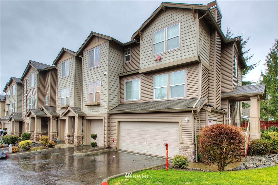 15325 155th Pl Place - Photo 1